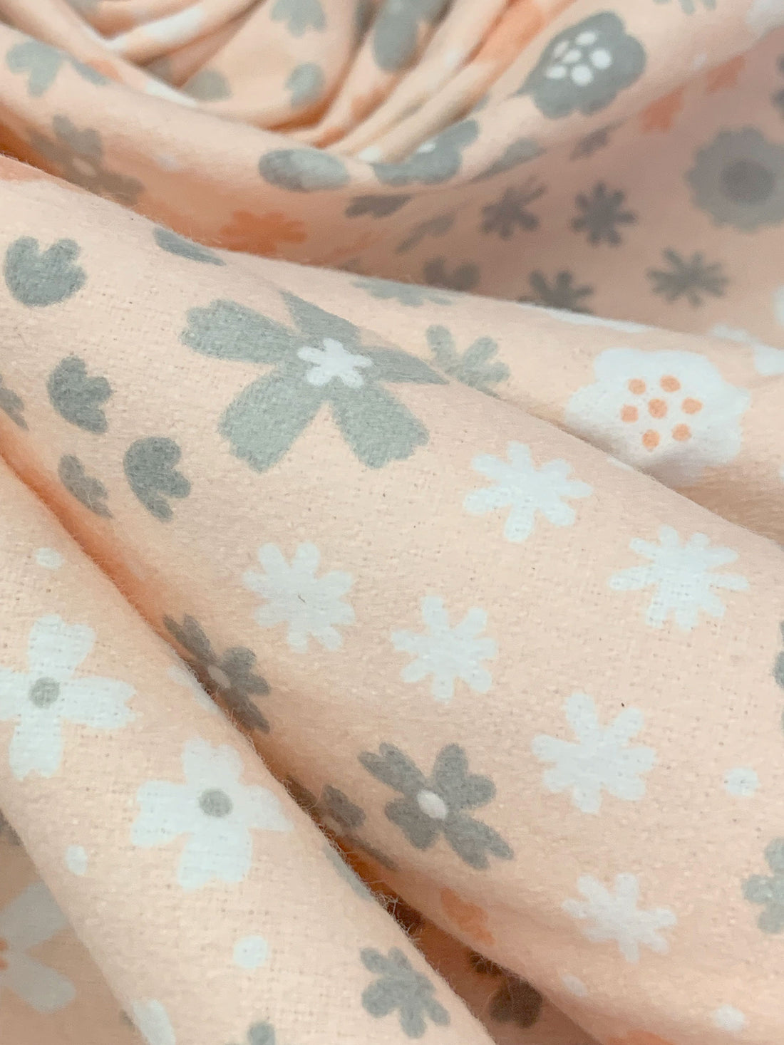 Blushing Peach/Apricot/White/Multi 100% Cotton Floral Print Flannel - Robert Kaufman - 40W