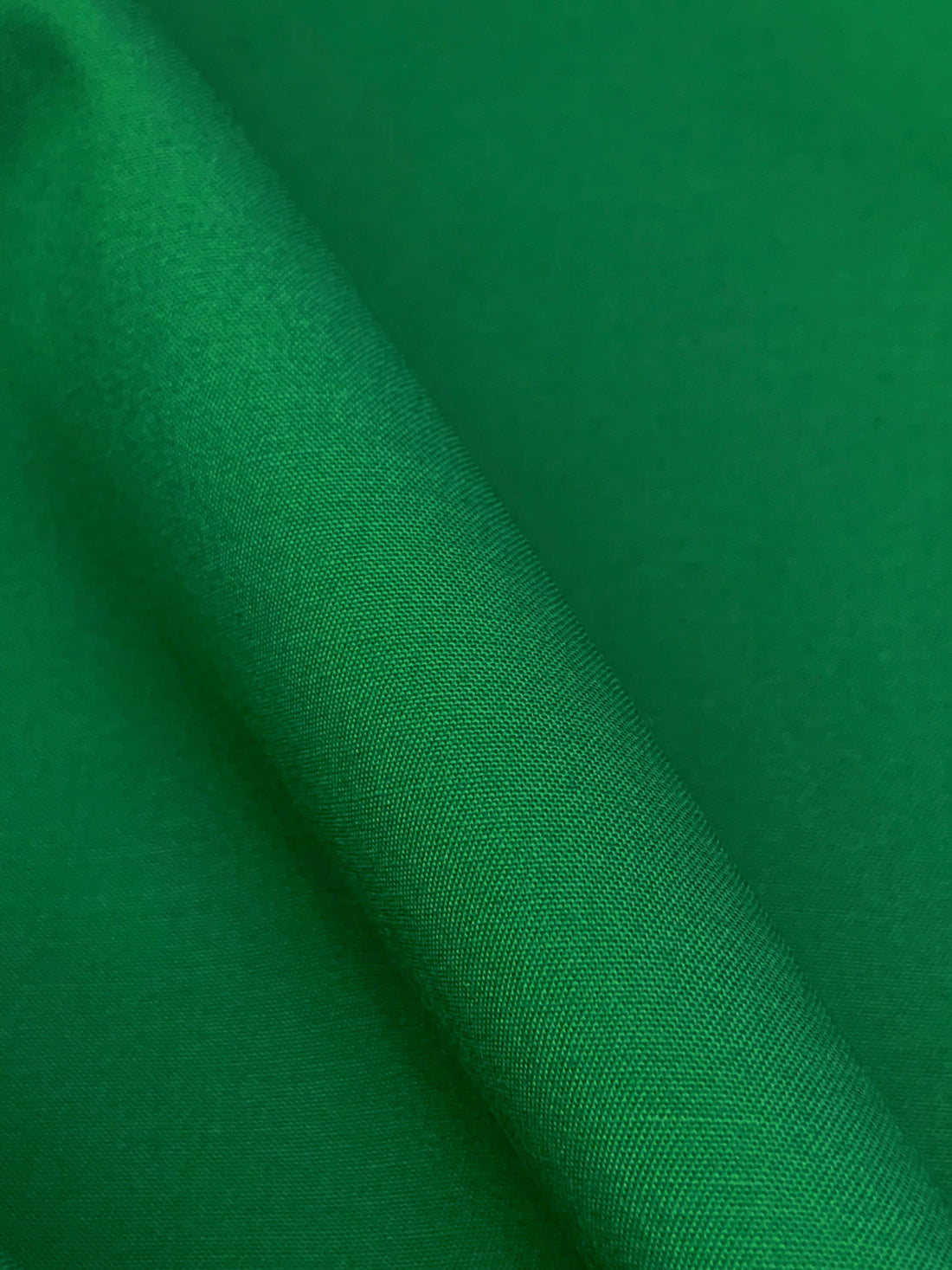 Clover 100% Cotton Fineline Twill - Robert Kaufman - 44W
