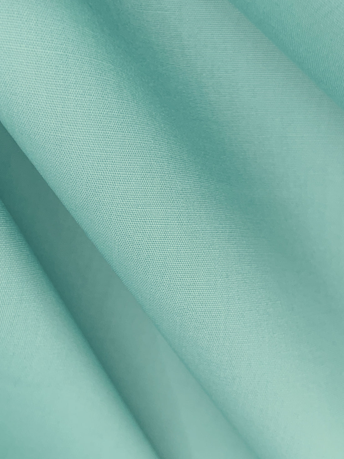 Soft Tranquil Teal Blue 100% Cotton Superluxe Poplin - Robert Kaufman - 44W