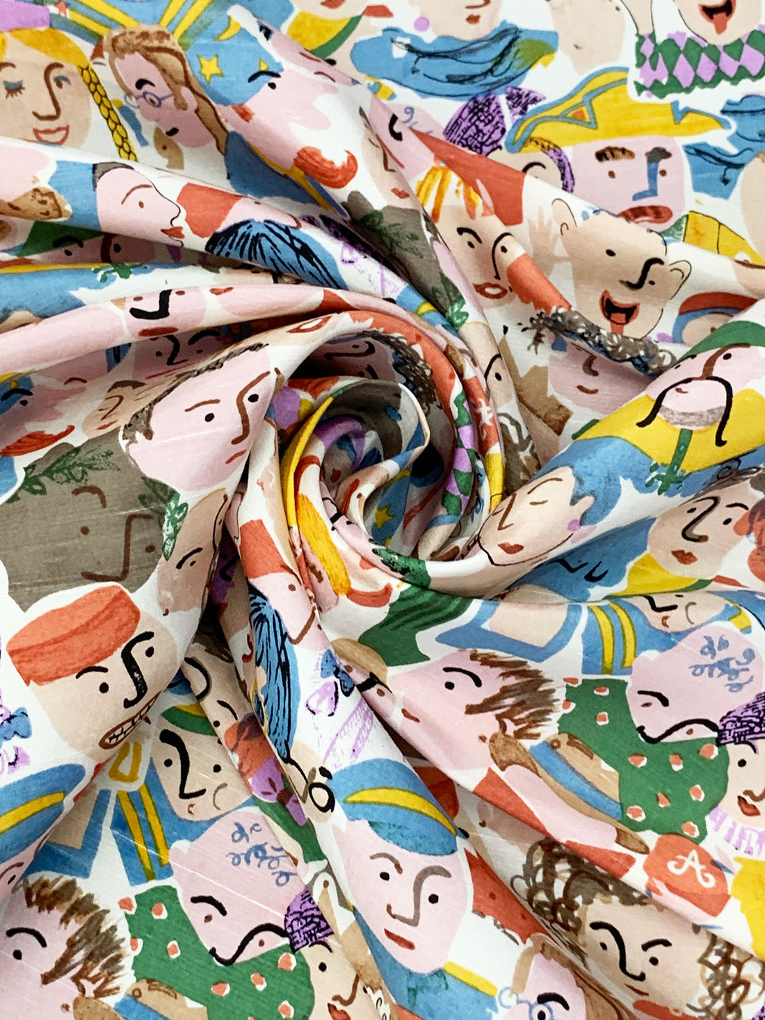 Iceberg Blue/Off-White/Multi 100% Silk Many Faces Print Shantung - Ralph Lauren - 44W