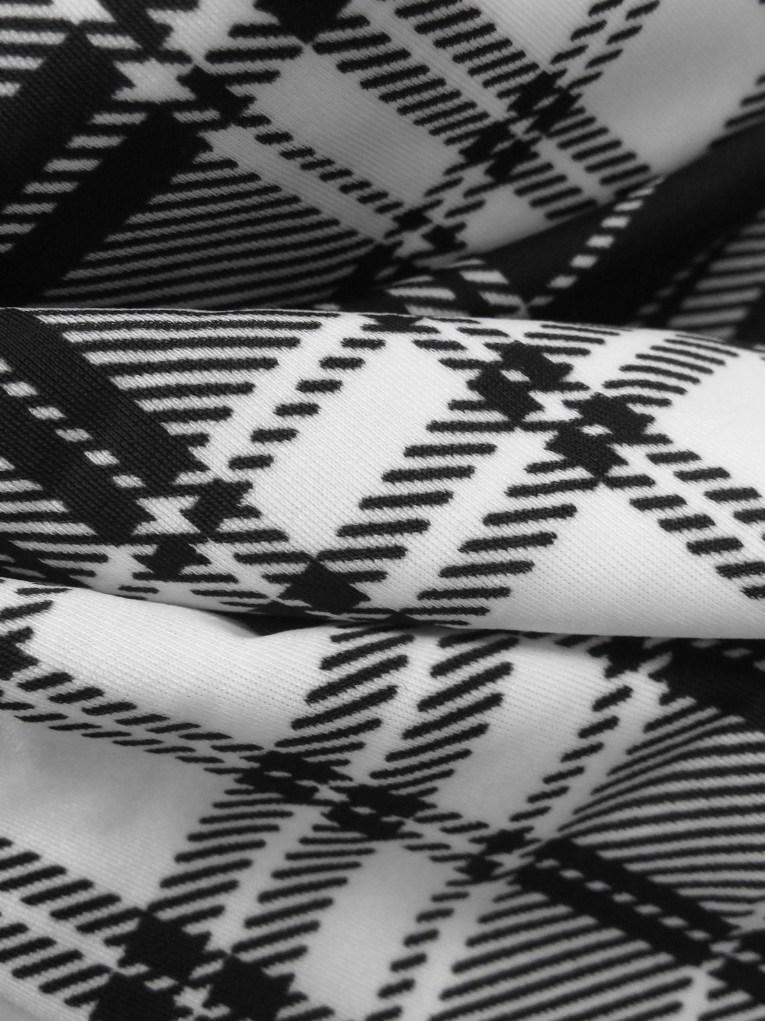 Black/White Nylon/Lycra Plaid Print Swim/Activewear Knit - NY Designer - 62W