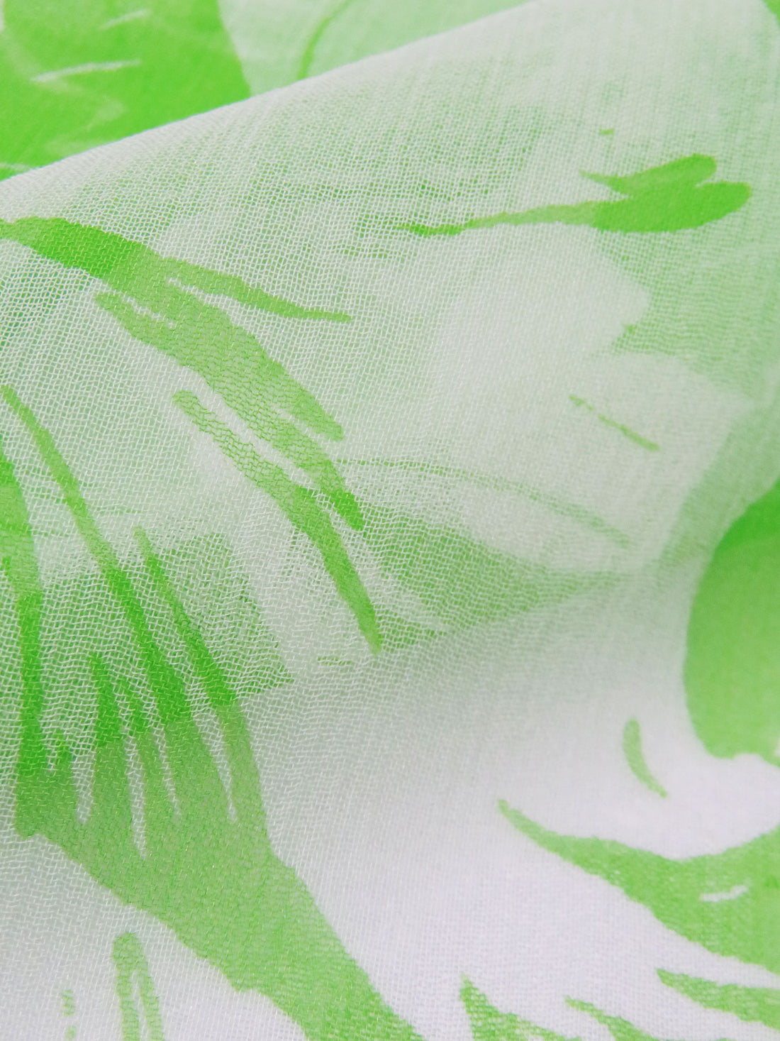 Apple Green/Palest Gray 100% Silk Tropical Floral Print Chiffon - Ralph Lauren - 45W
