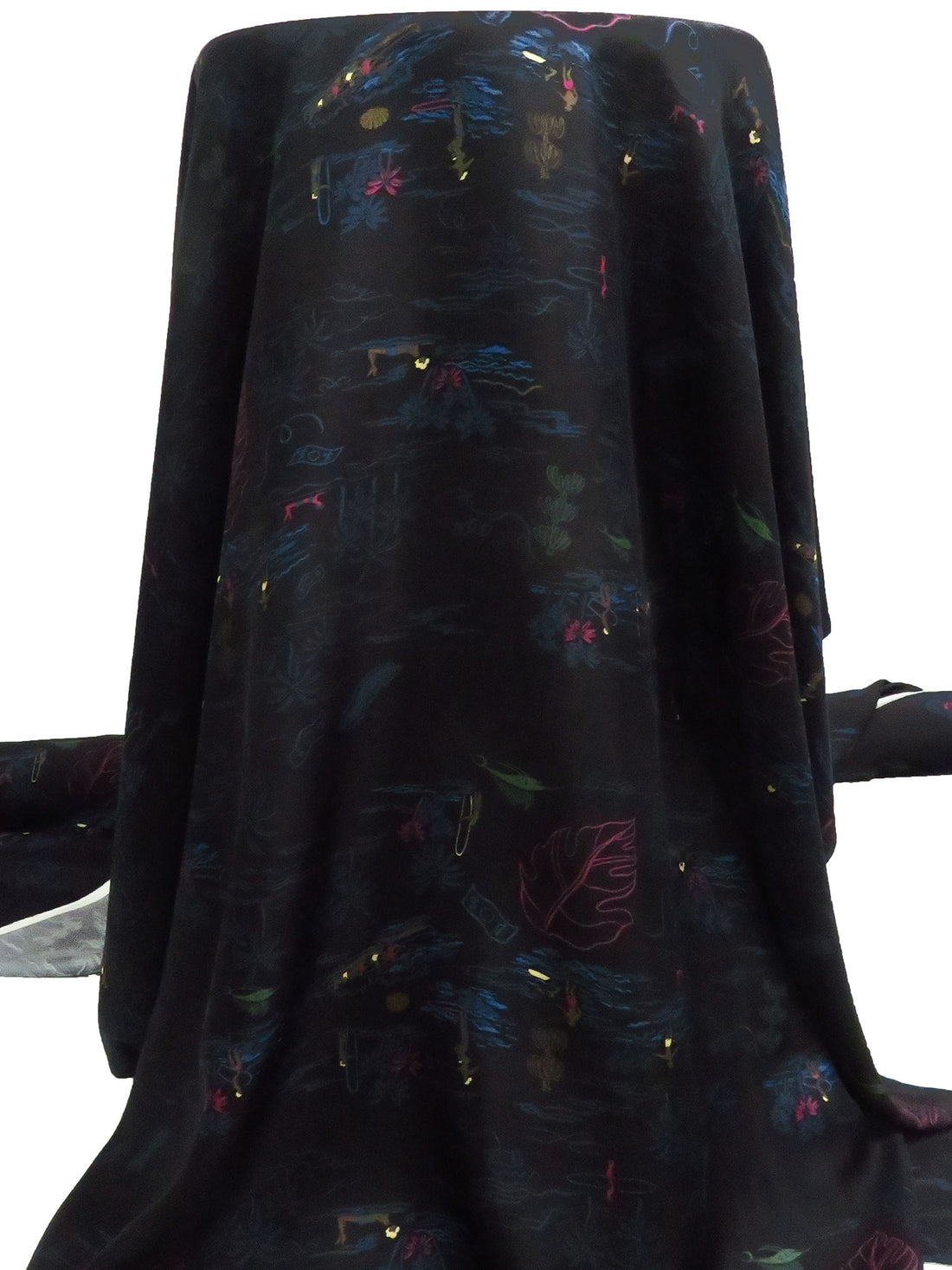 Black/Dark Navy/Dark Raspberry/Multi 100% Silk Beach Scene Print Twill - Ralph Lauren - 44W