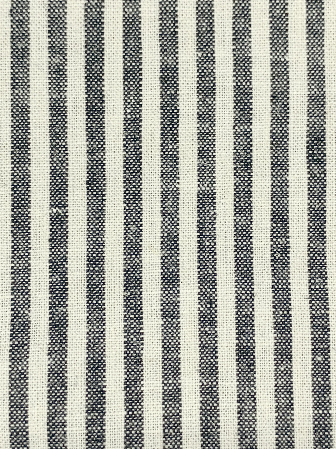 Muted Black/Off-White Linen/Cotton Vertical Stripe Midweight Woven - Ralph Lauren - 56W