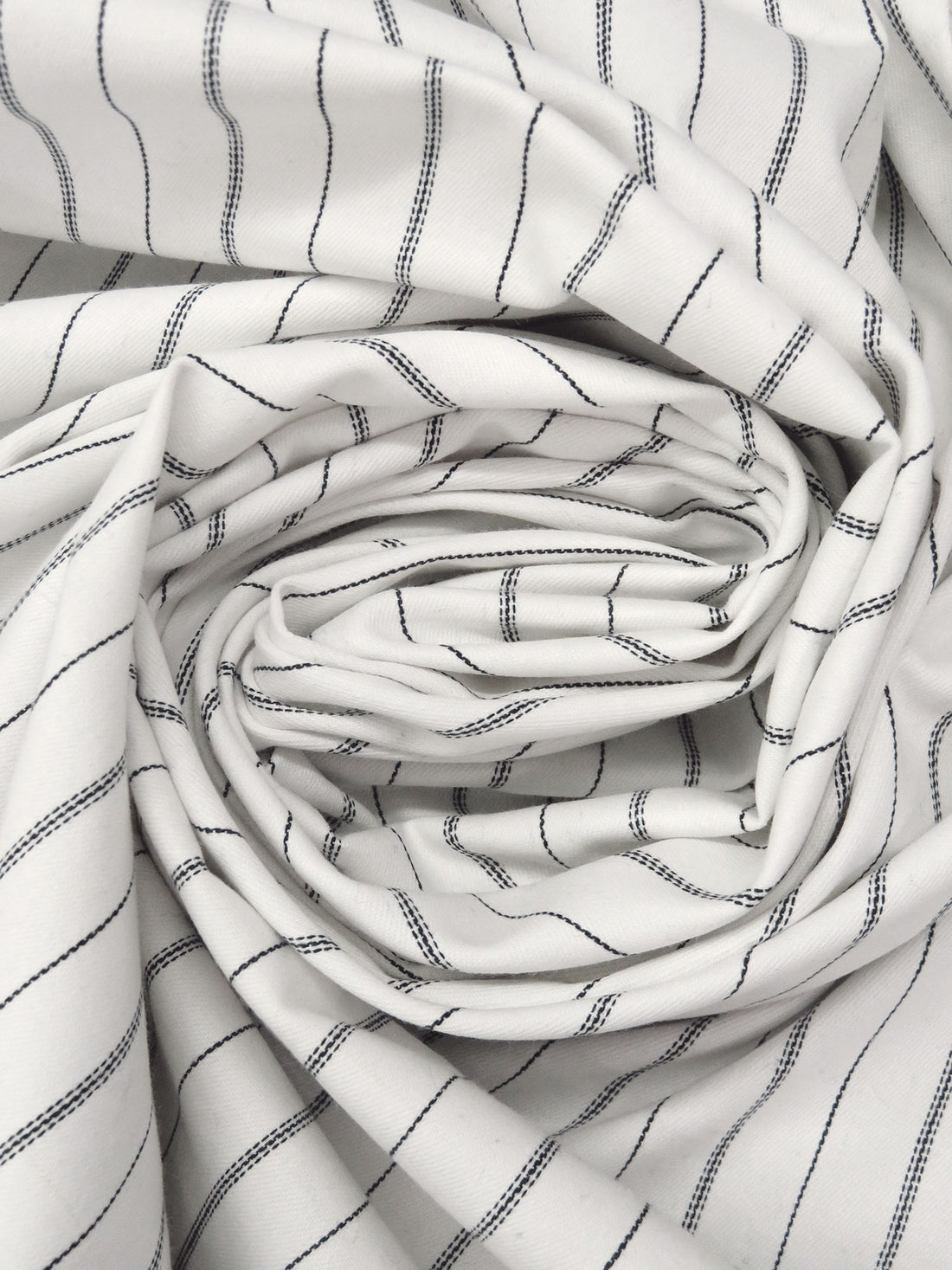 Black/Off-White Polyester/Rayon/Lycra Vertical Stripe Weave Suiting 50W