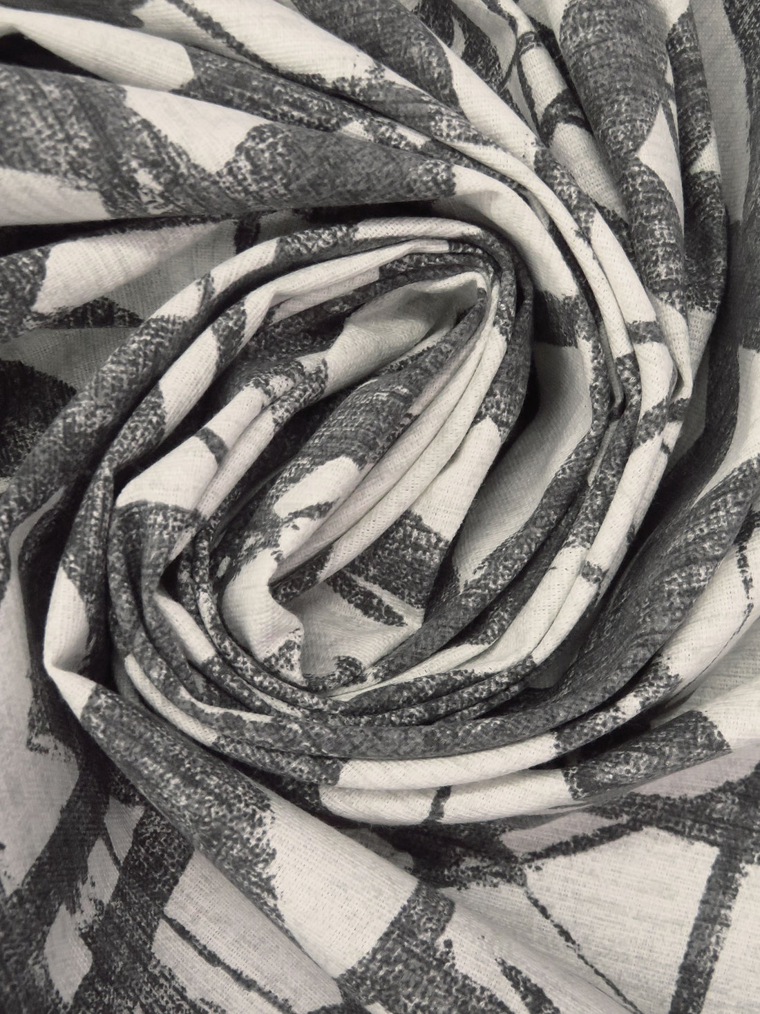Dark Gray/Beige 100% Cotton Abstract Strokes Print Canvas 55W