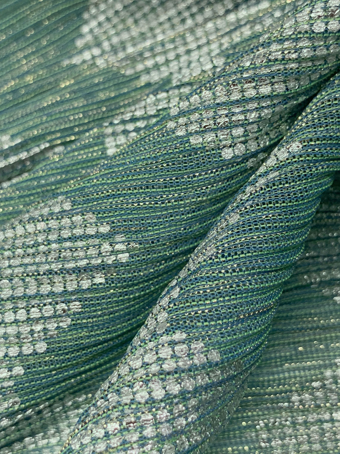 Deep Aquamarine/Gold/Silver Polyester/Metallic Zig Zag Design Plisse Netting 57W