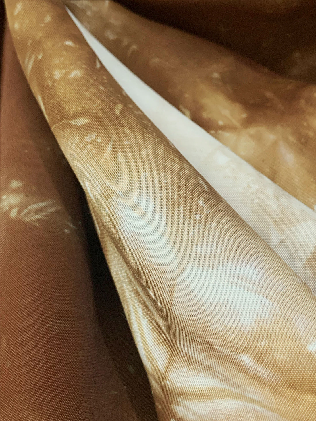 Burnt Umber/Off-White Rayon/Silk Tie-Dye Lawn - Imported From Japan By NY Designer - 44W