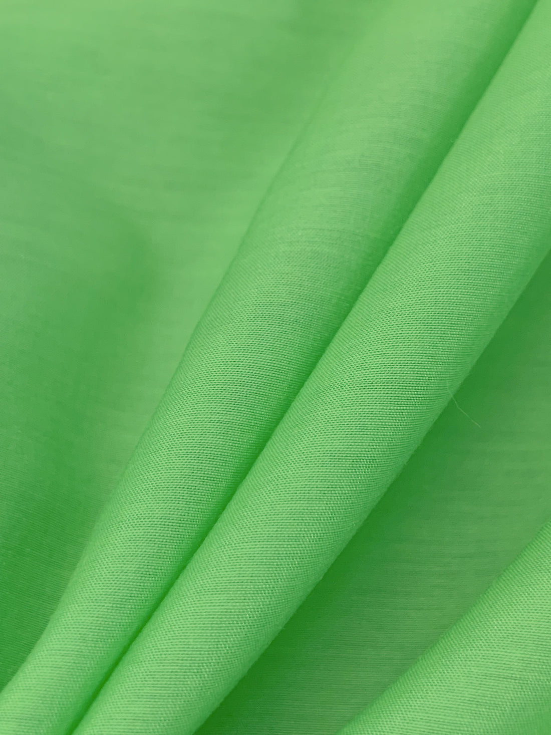 Iguana Green Cotton/Silk Lawn - NY Designer - 54W