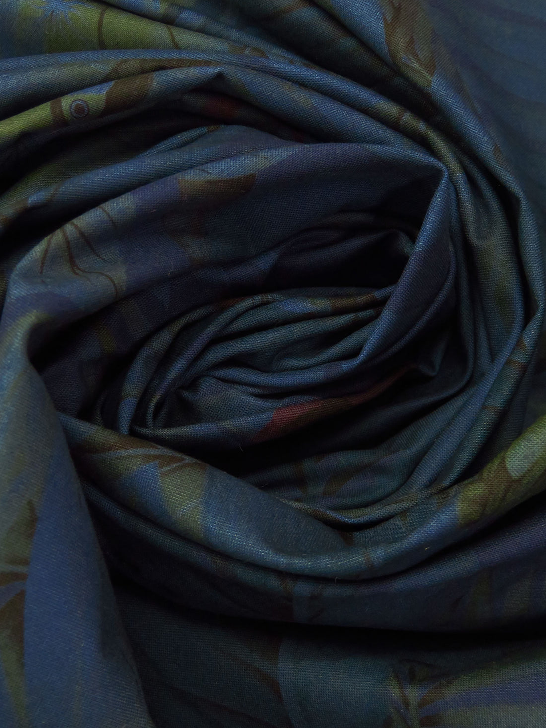 Midnight Blue/Old Burgundy/Dark Kombu Green/Multi 100% Cotton Tropical Jungle Print Poplin Jacketing - Imported From Japan By NY Designer - 53W