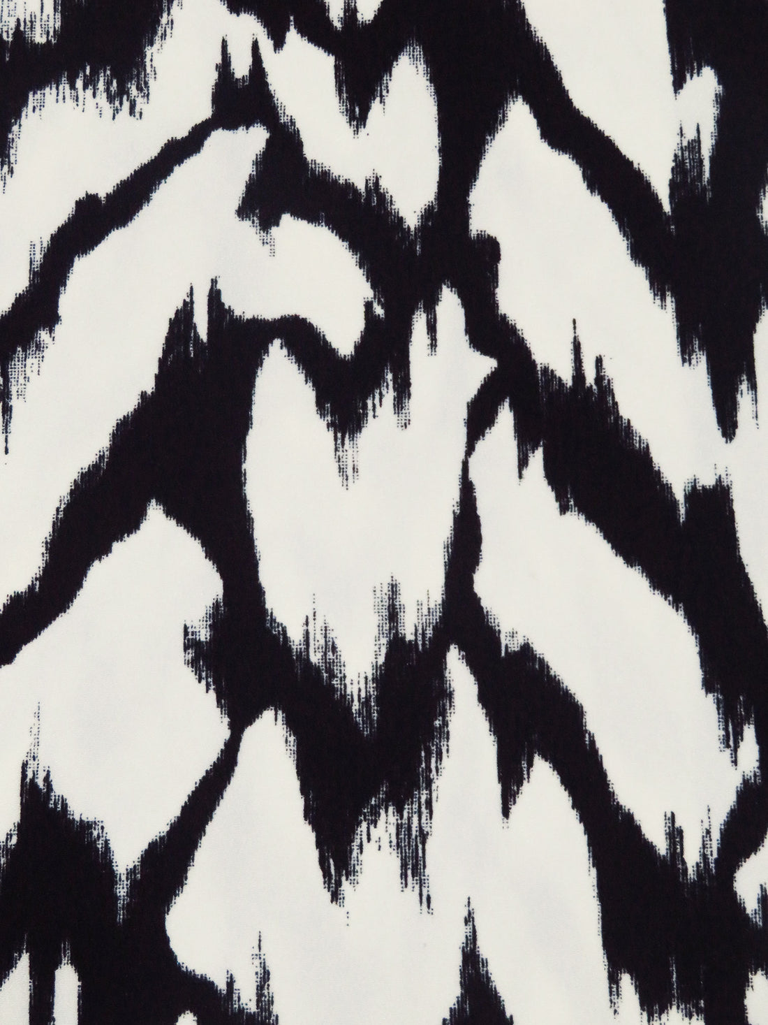 Off-White/Black 100% Polyester Abstract Print Crepe de Chine - NY Designer - 57W
