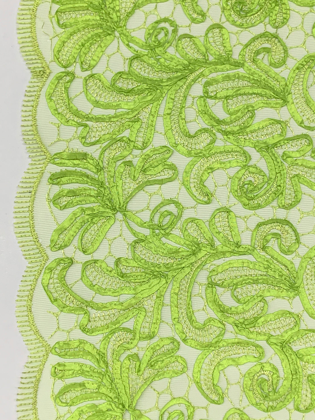 Lime Burst 100% Nylon Double Scalloped Border Embellished Floral Netting 49W