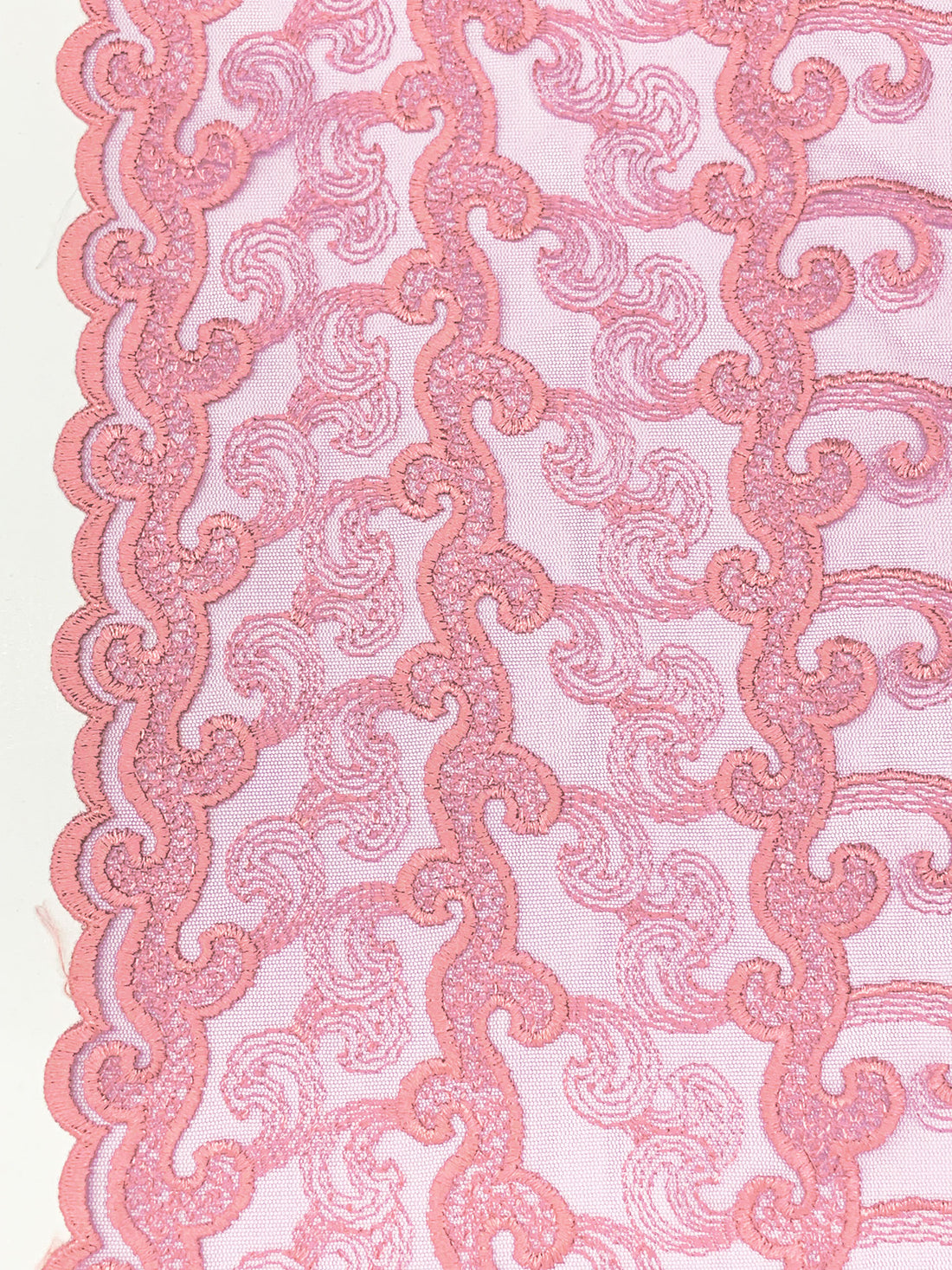 Old Mauve/Salmon Rose 100% Nylon Double Scalloped Border Embellished Horizontal Paisley Netting 52W