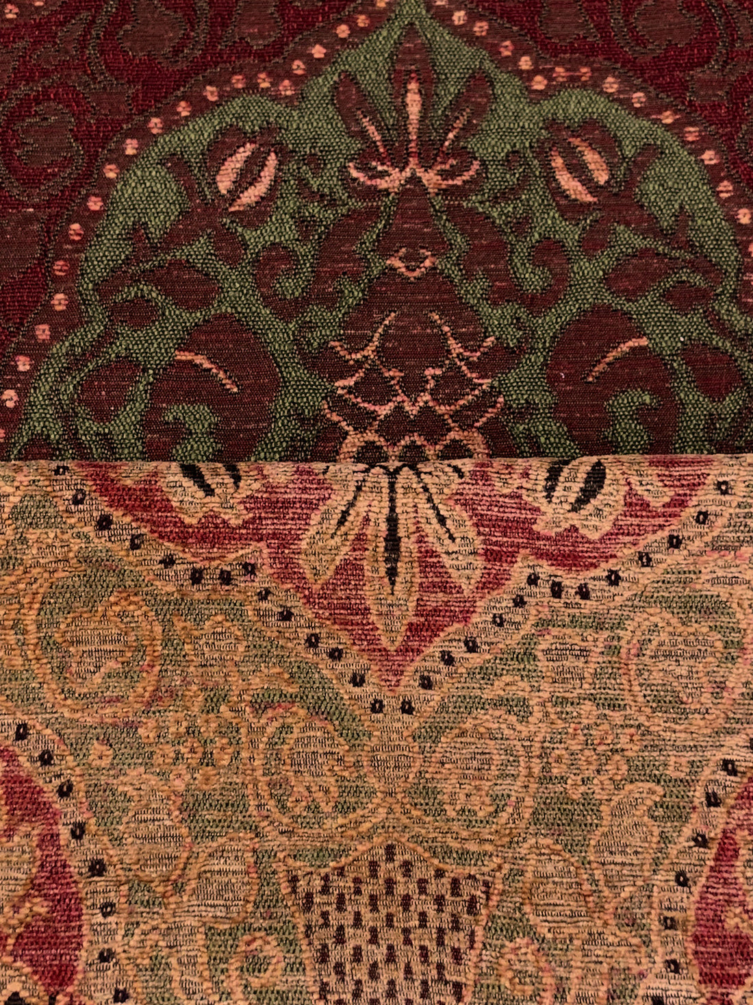 Maroon/Soft Tan/Sage Green 100% Polyester Textured Medallion Motif Home Decor Woven 50W