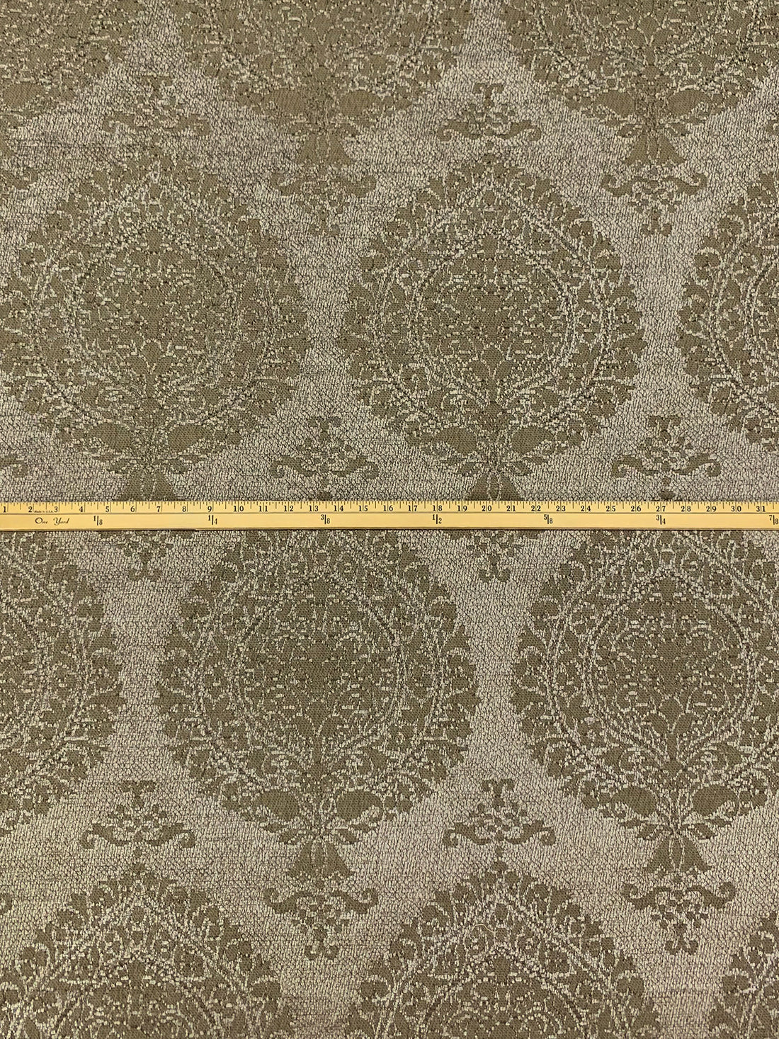 Muted Walnut/Parchment 100% Polyester Large Medallion Chenille Home Decor Woven 54W