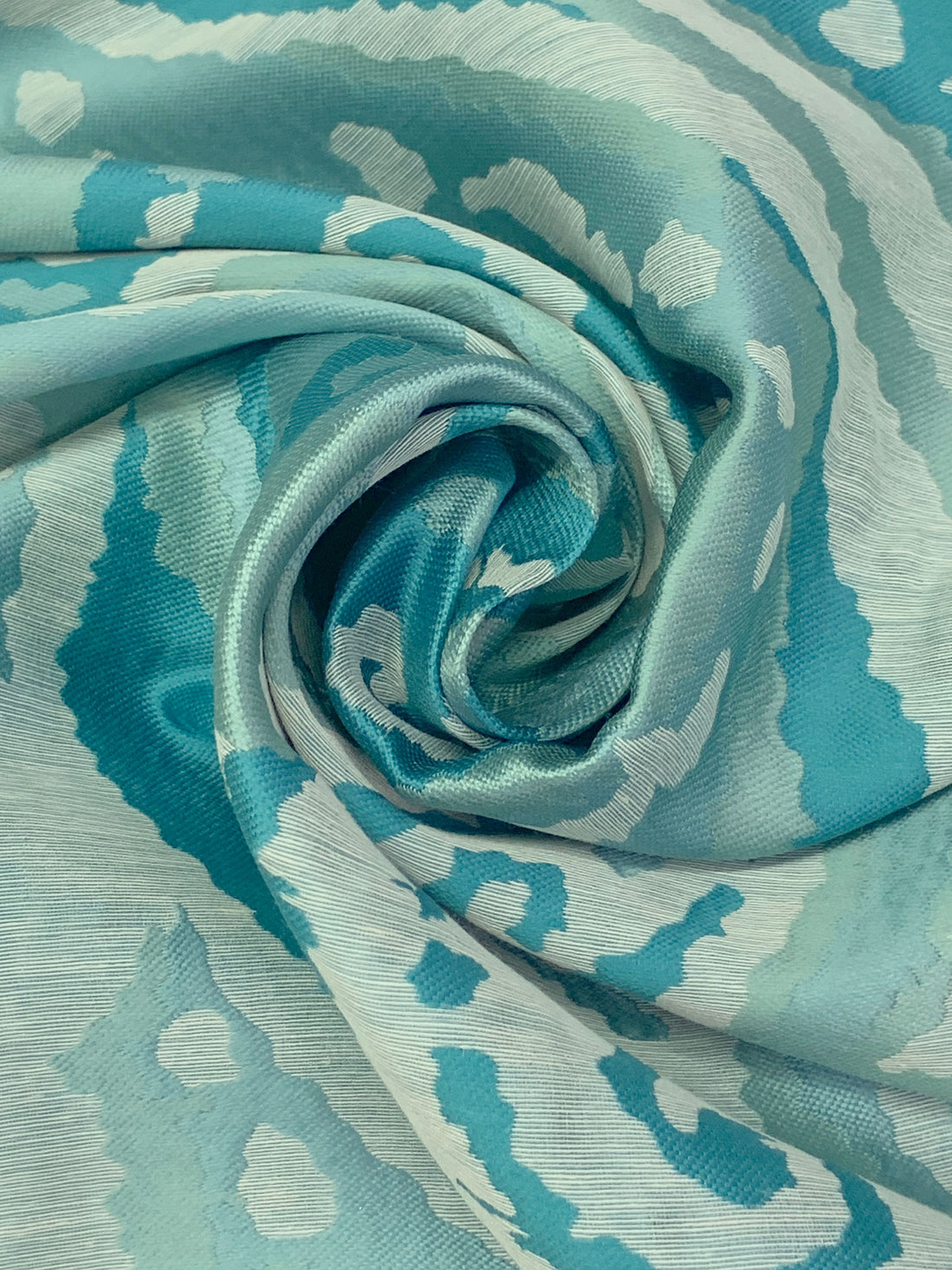 Aegean Sea/Bayside Green/White 100% Polyester Ornate Abstract Weave Jacquard Home Decor Woven 60W
