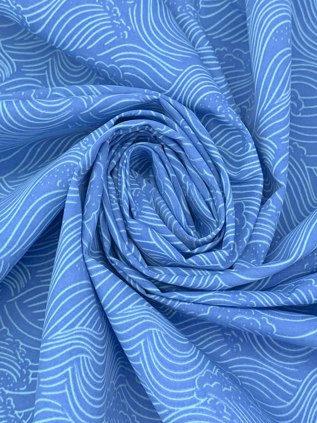 Cool Blue/White 100% Polyester Crashing Waves Print Poplin 60W