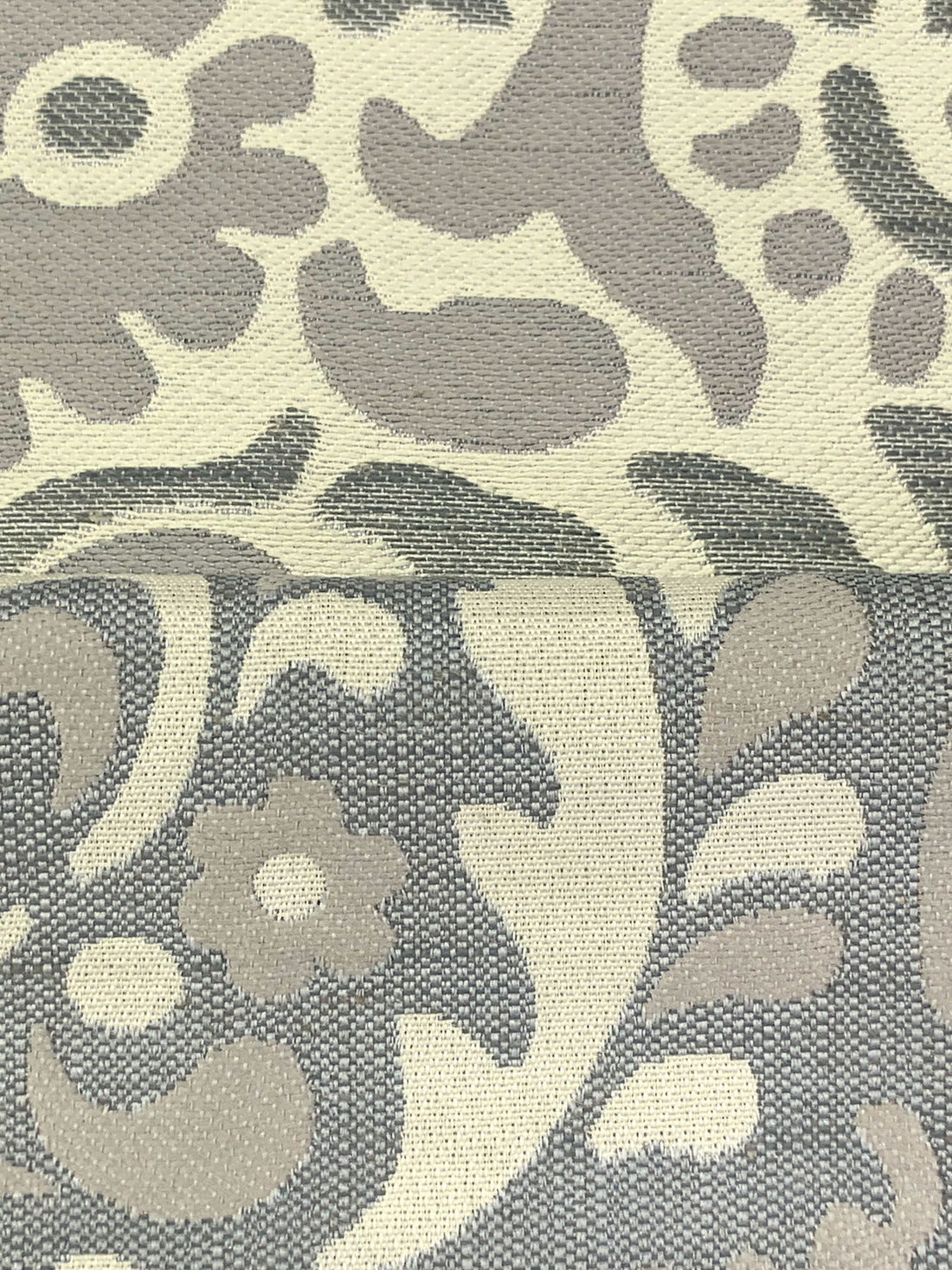 Almond/Smoke/Iron 100% Polyester Paisley Floral Weave Jacquard Home Decor Woven 59W