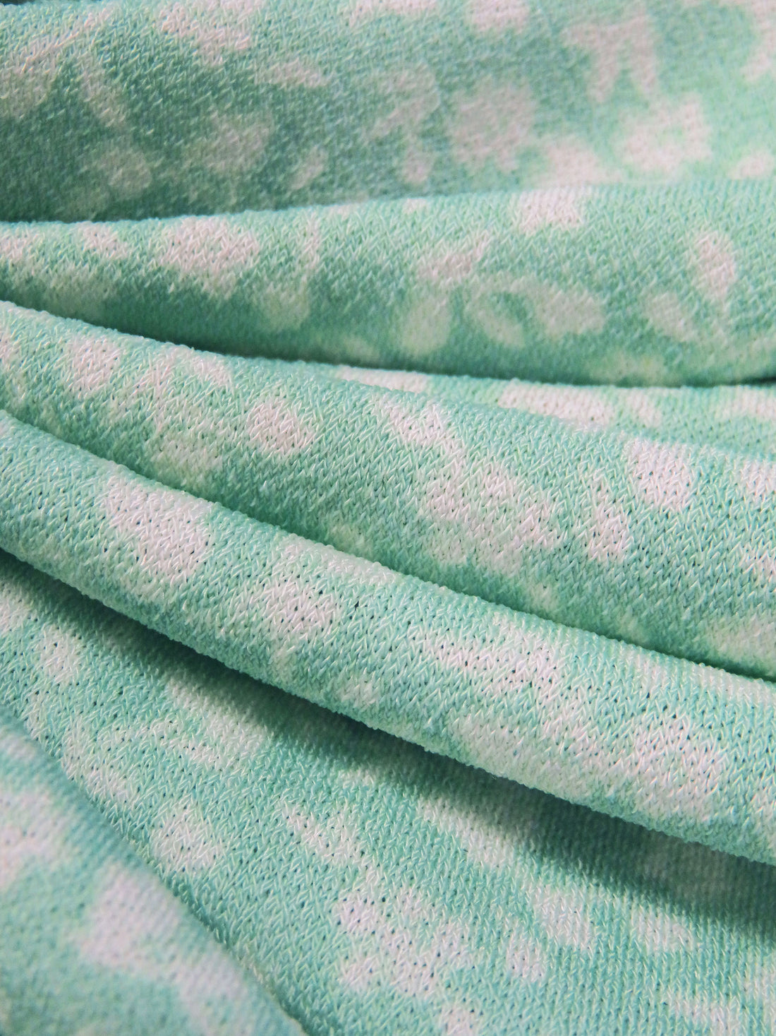 Seafoam Green/Off-White Polyester/Lycra Ditsy Silhouette Floral Print Crepe Knit 58W