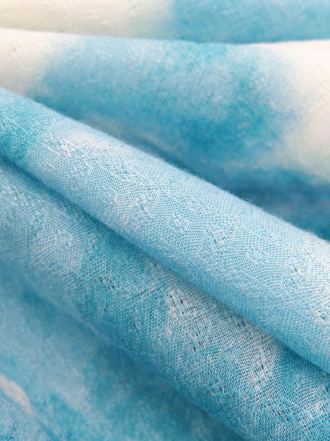 Pacific Blue/Brink Pink/White 100% Rayon Tie-Dye Look Print Jacquard Challis 52W