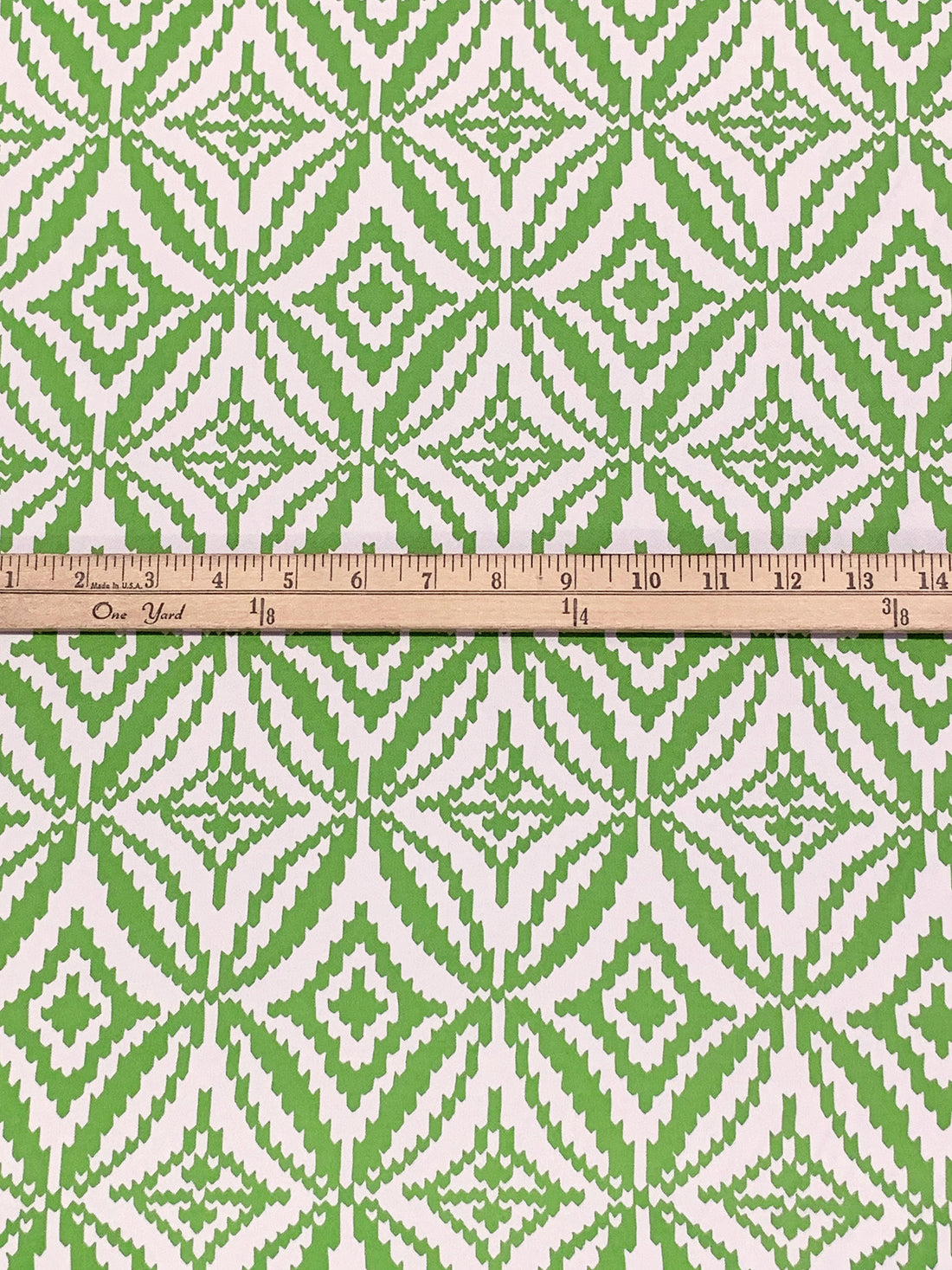 Vine Green/White 100% Silk Abstract Medallion Print Twill - NY Designer - 44W