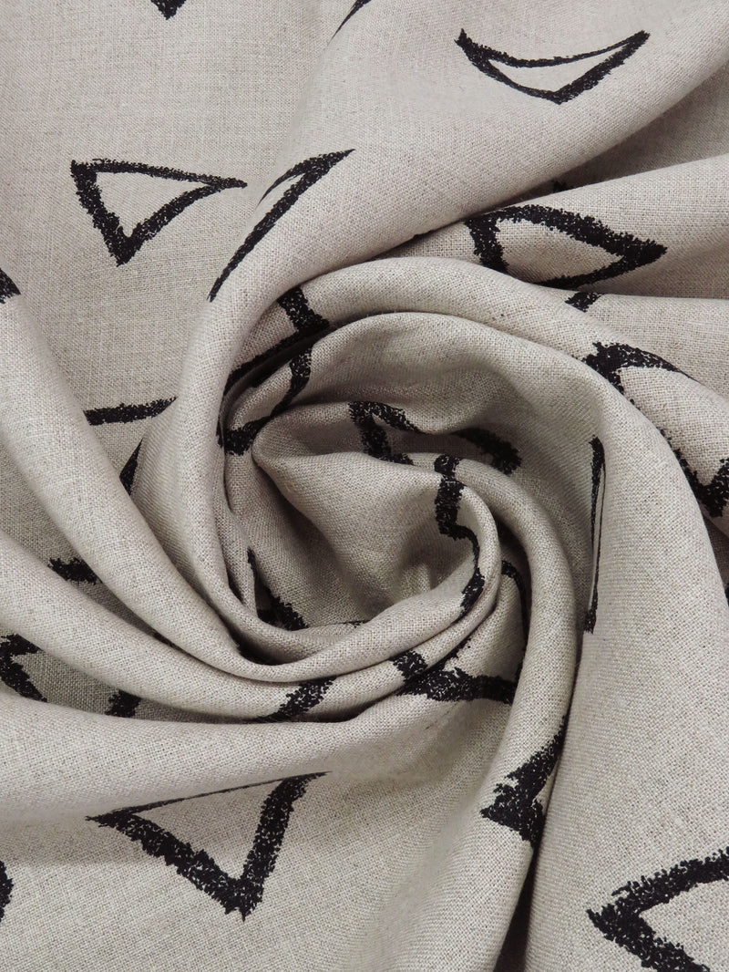 Oyster Gray/Black 100% Linen Novelty Triangle Print Linen 60W