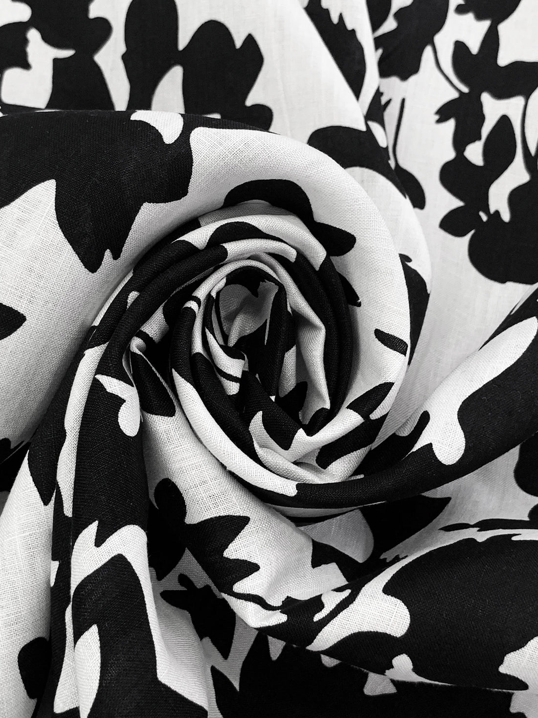 White/Black 100% Linen Floral Print Shirt Weight Woven 56W