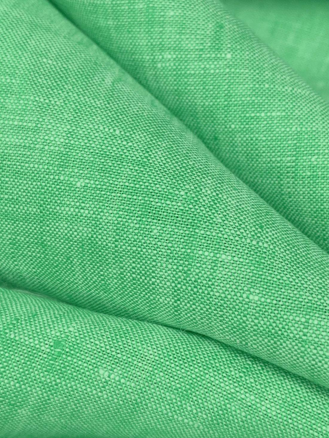 Meadow Green 100% Linen Shirt Weight Woven 54W