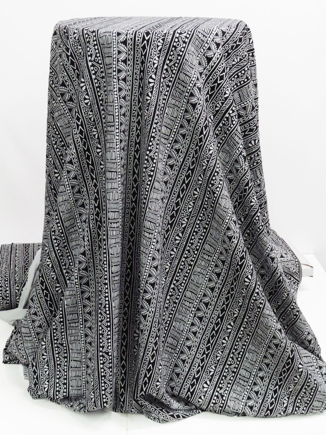 White/Black/Silver Nylon/Lycra Ornate Vertical Stripe Foil Print Swim/Activewear Knit - NY Designer - 56W