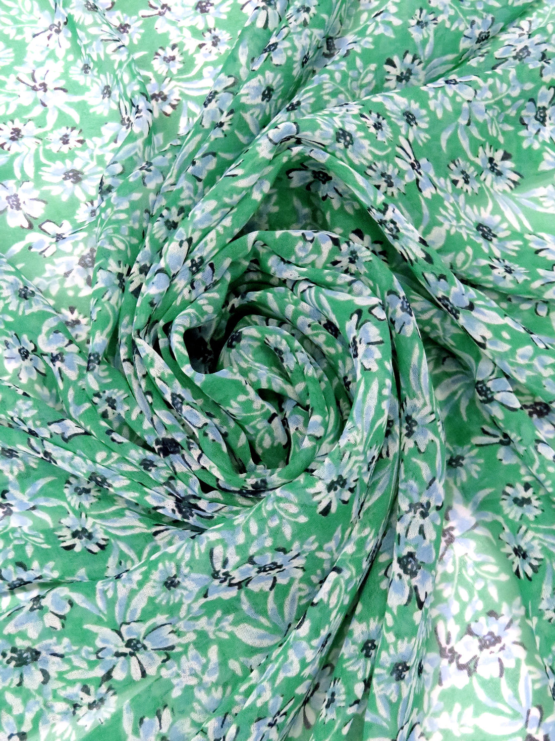 Irish Green/Pale Cornflower Blue/Navy/Ghost White 100% Polyester Floral Print Georgette 56W