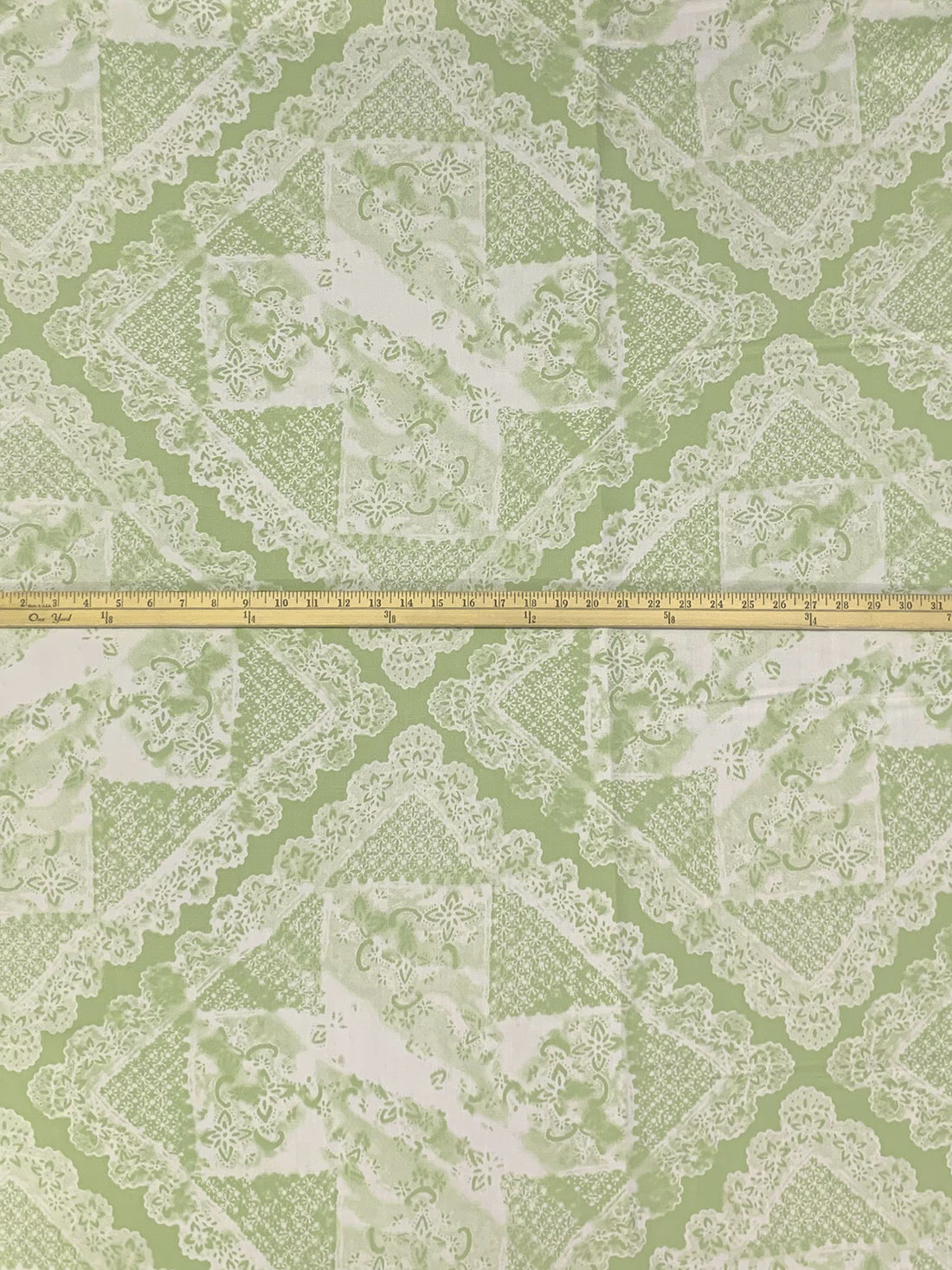 Olivine/Off-White Linen/Tencel Rugged Lace Handkerchief Print Mid-Weight Woven 56W