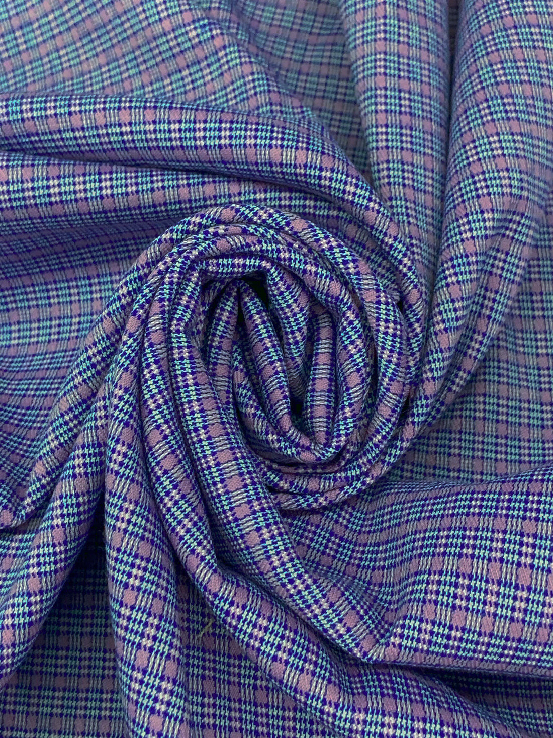 Ultramarine Blue/White/Lilac Polyester/Rayon/Spandex Yarn-Dyed Plaid Stretch Suiting 43W
