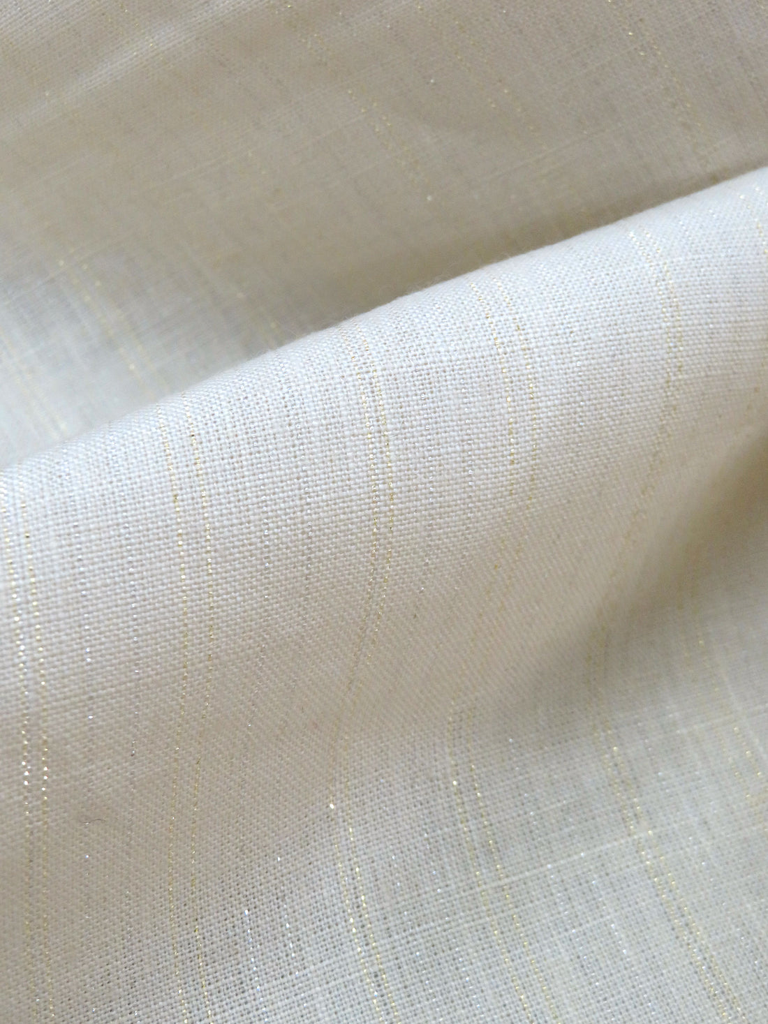 Dark Vanilla/Gold/Silver Linen/Lurex Vertical Stripe Weave Linen 62W