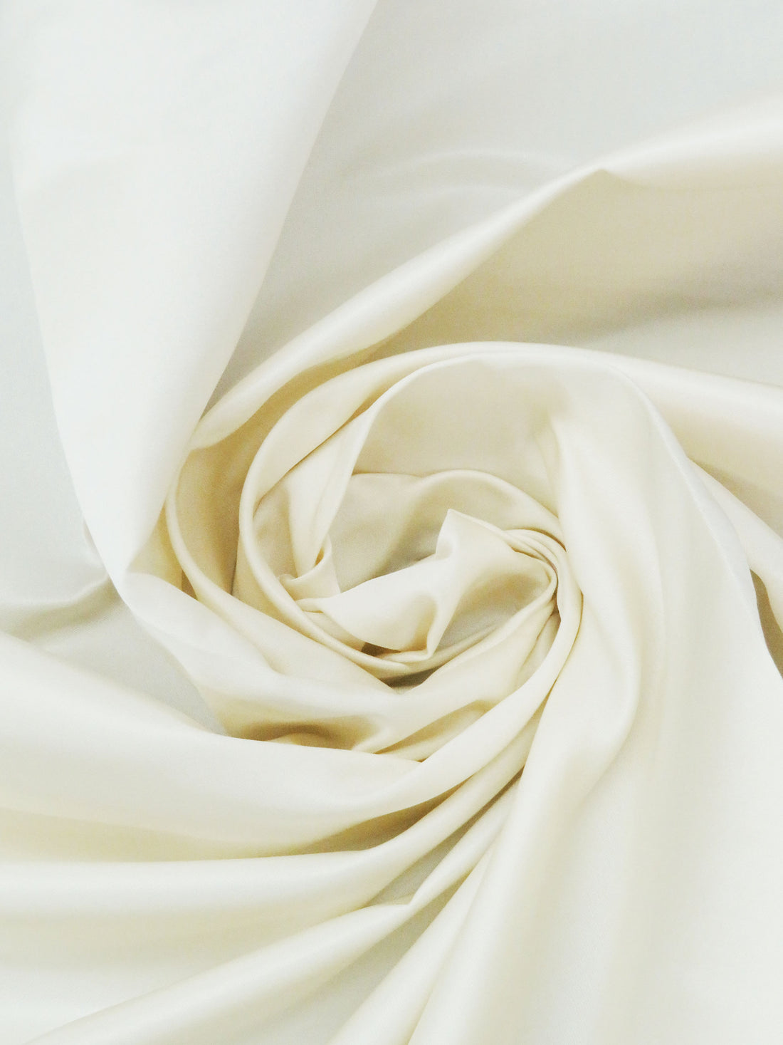 Ivory Polyester/Silk Double Faced Satin 55W