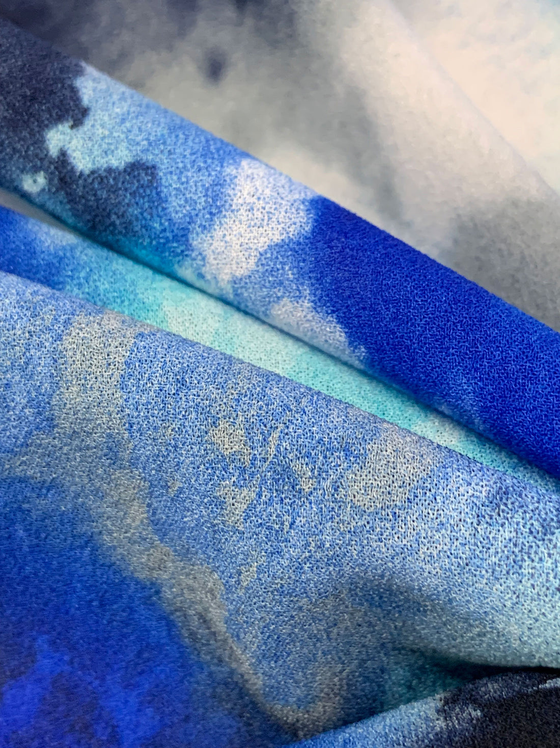 Deep Blue/Black/Light Gray 100% Polyester Abstract Print Chiffon - Norma Kamali - 56W