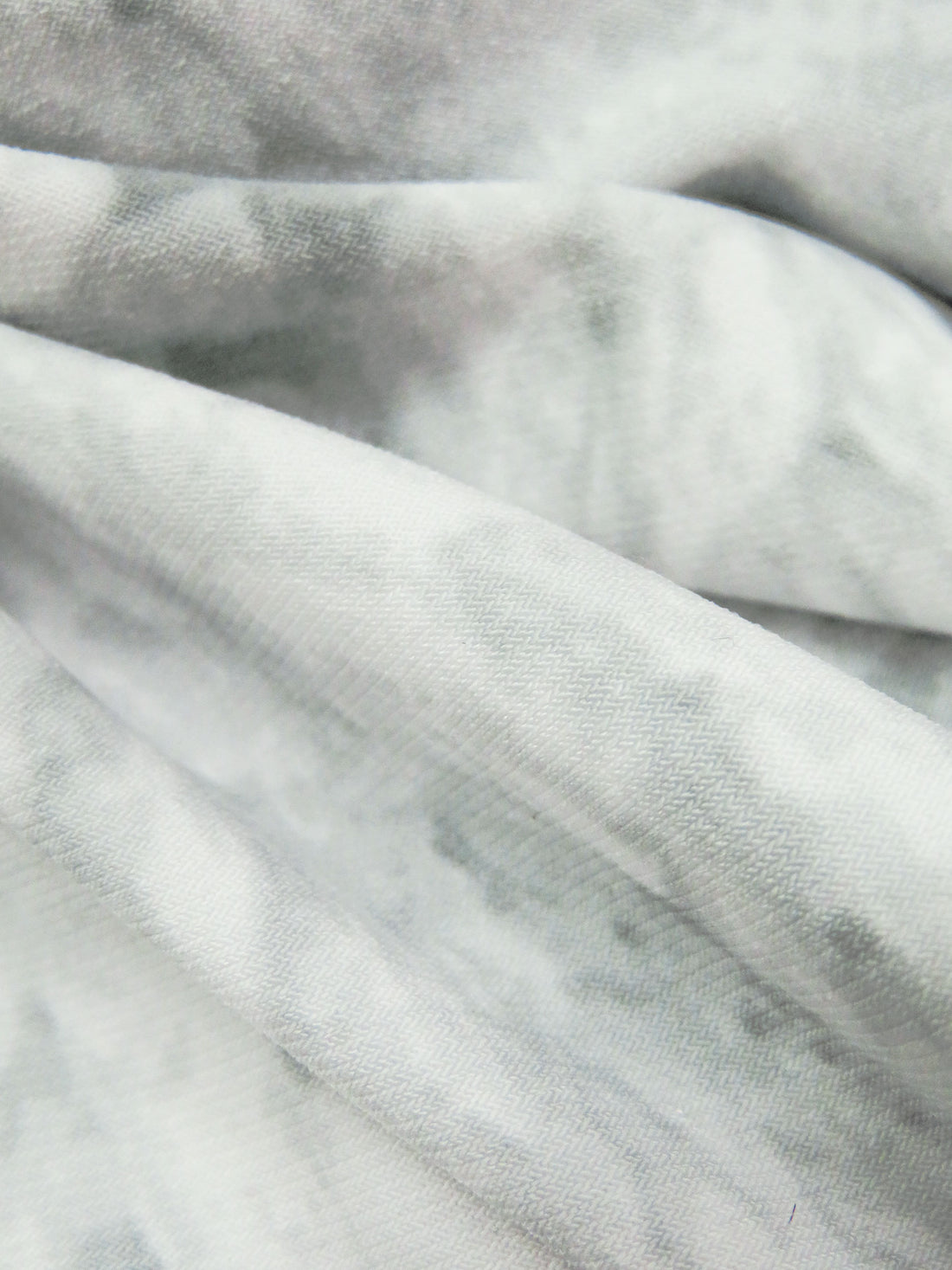 Light Gray/Ash Gray/White Polyester/Lycra Large Cable Knit Print ITY Knit - Norma Kamali - 57W