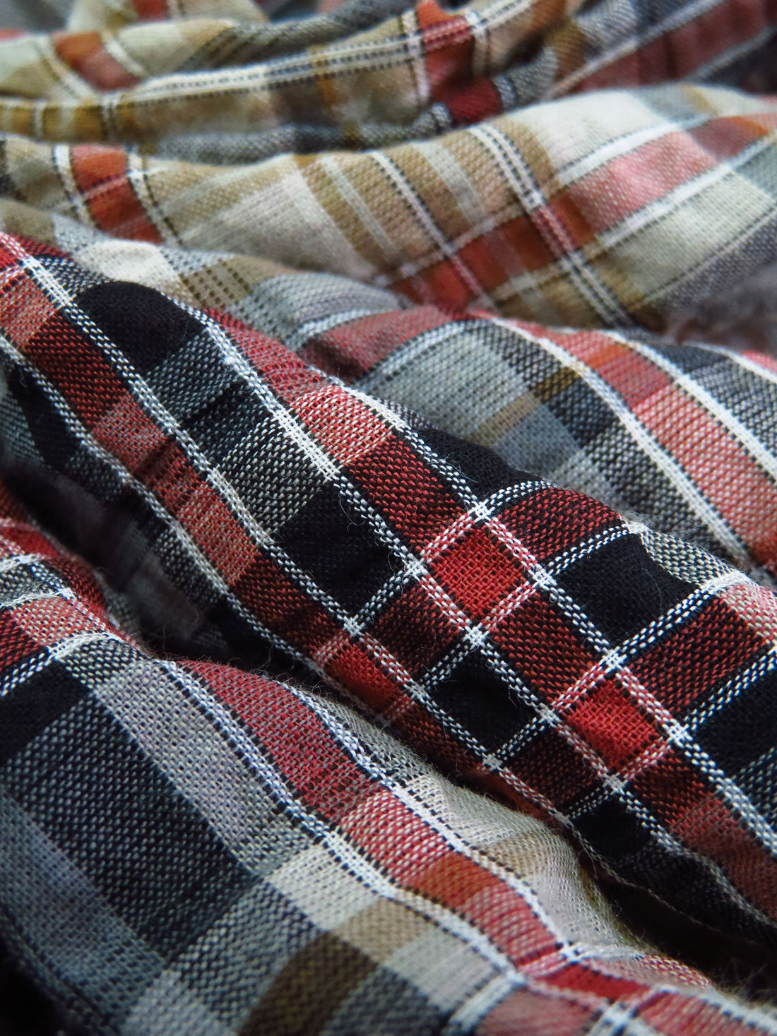 Ochre Green/Cypress Bark Red/Dim Gray/Multi 100% Cotton Plaid Weave Yarn-Dyed Voile 58W