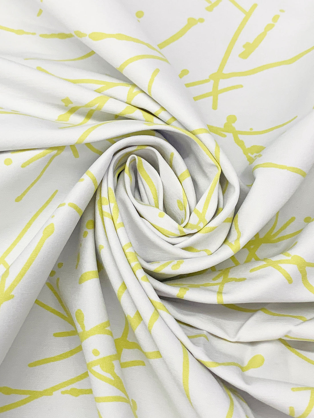 White/Soft Pear Rayon/Nylon/Lycra Abstract Print Stretch Bengaline Suiting 57W