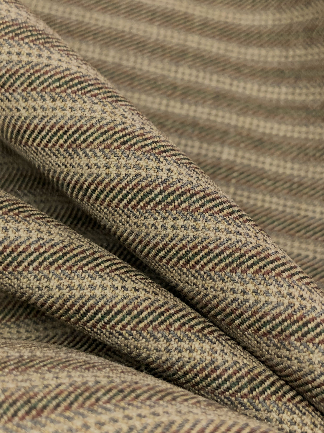 Dark Oak/Tan/Castle Gray Worsted Wool/Polyester Horizontal Stripe Yarn-Dyed Flannel Suiting - NY Designer - 60W