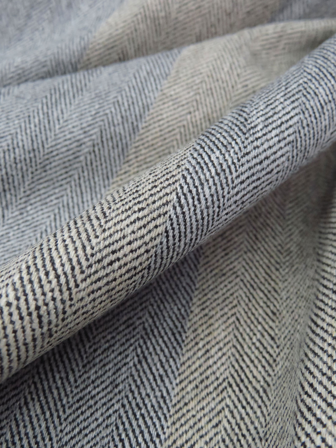 Dark Vanilla/Aluminum Gray/Black Wool/Cotton/Lycra Herringbone Weave Stretch Suiting - NY Designer - 58W