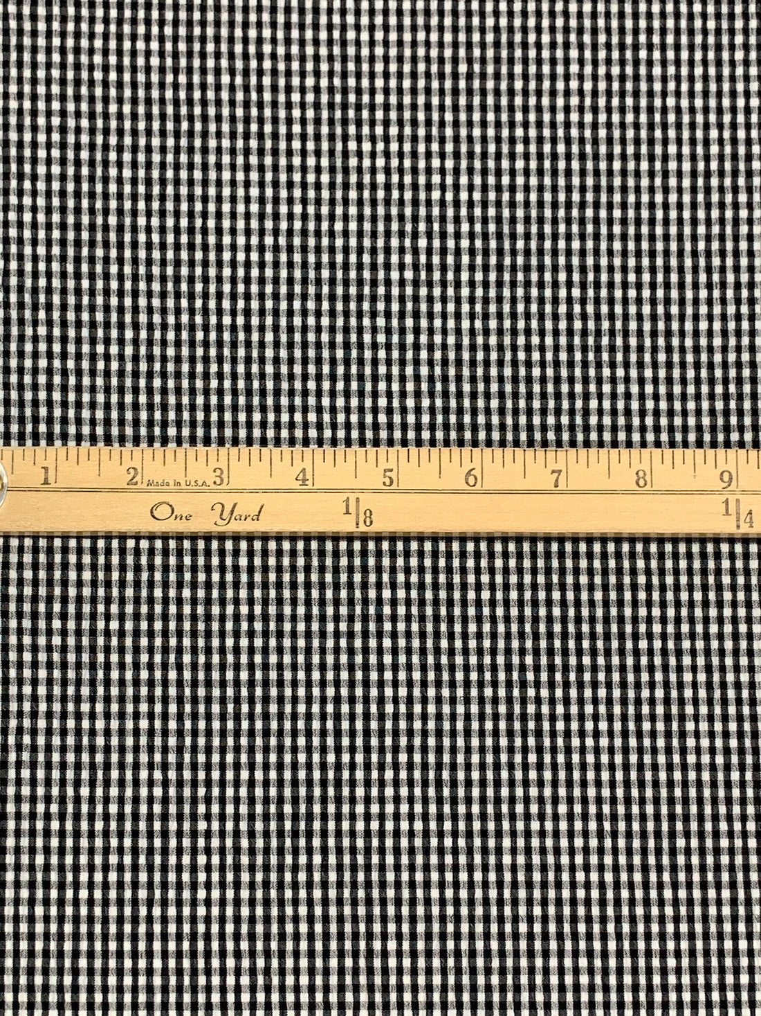 Black/White Cotton/Polyester/Lycra Puckered Check Weave Shirting 50W