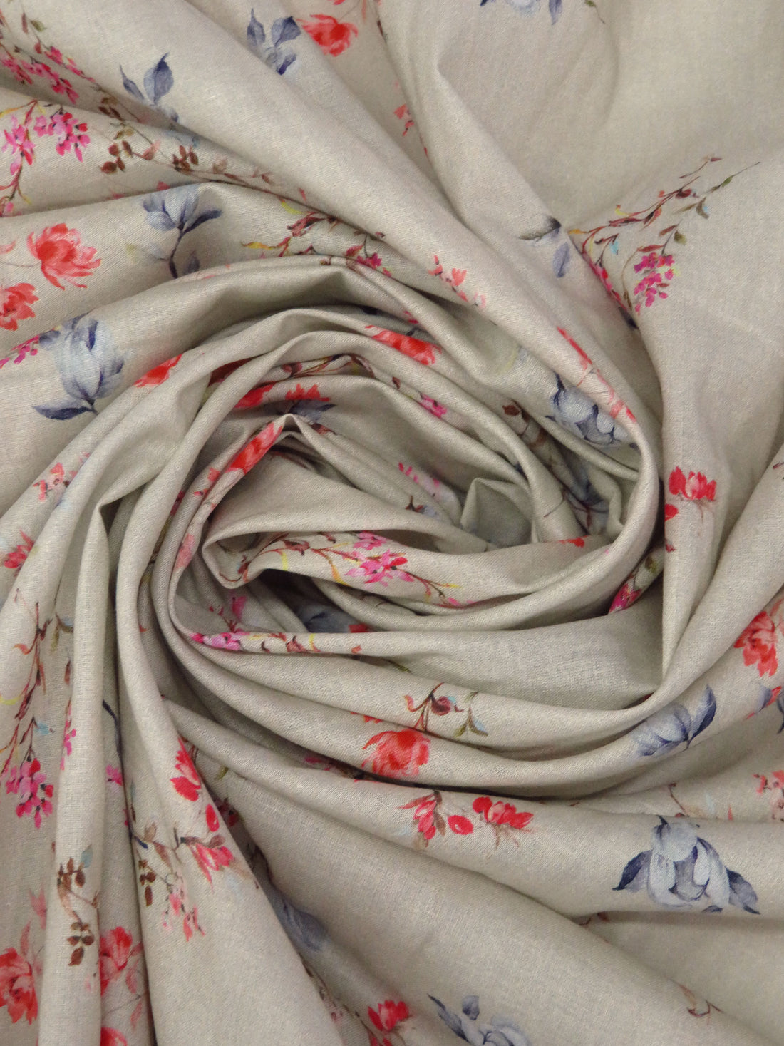 Pastel Gray/Jasper Red/French Rose/Multi 100% Cotton Small Floral Print Lawn 43W