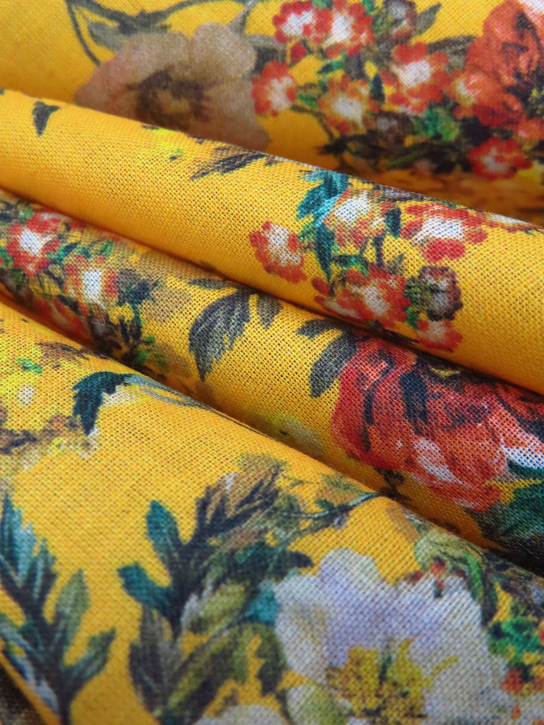 Goldenrod/Red Birch/Dark Chestnut/Multi 100% Cotton Floral Print Lawn 42W