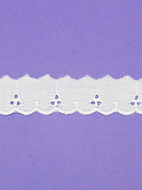 1" Daisy White Polyester/Cotton Embroidered Eyelet And Star Scalloped Lace Edging Trim