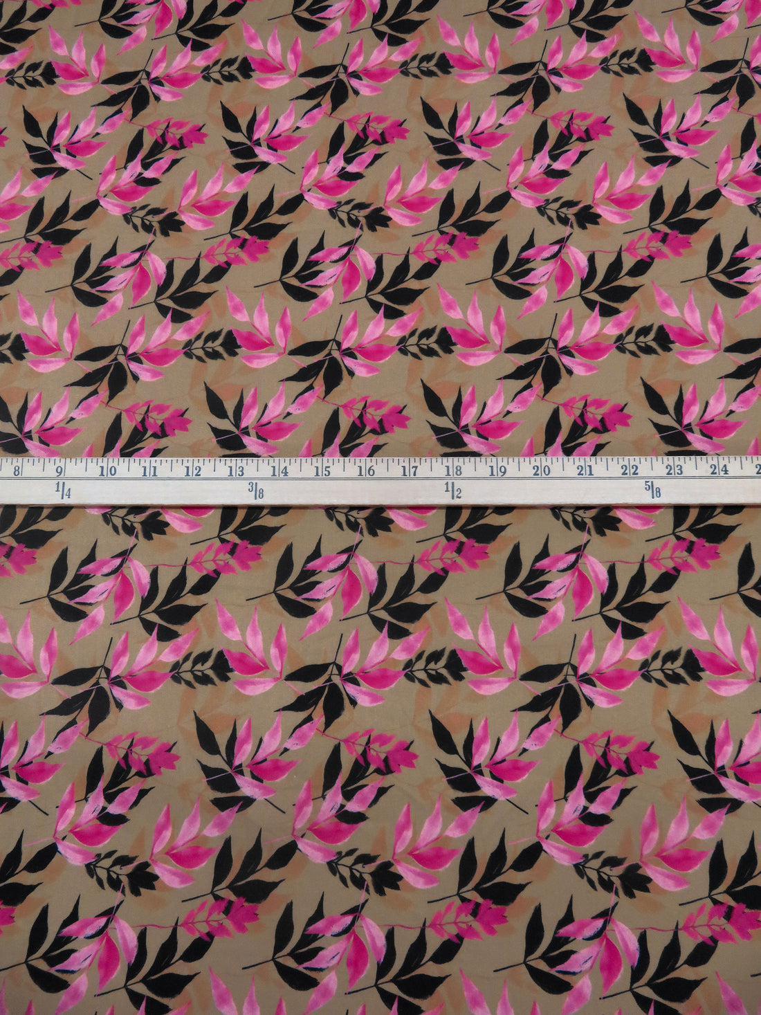Dark Tan/Black/Jazzberry/Multi 100% Cotton Leaf Print Sateen Shirting 42W