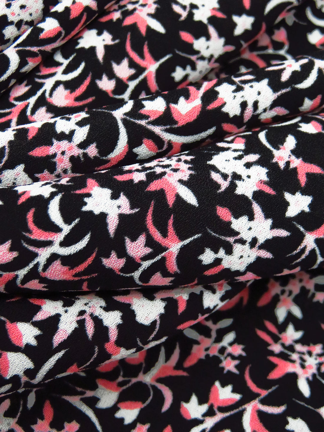 Black/White/Pale Pink/Multi 100% Polyester Small Floral Print Crepe Blouse Weight Woven 57W