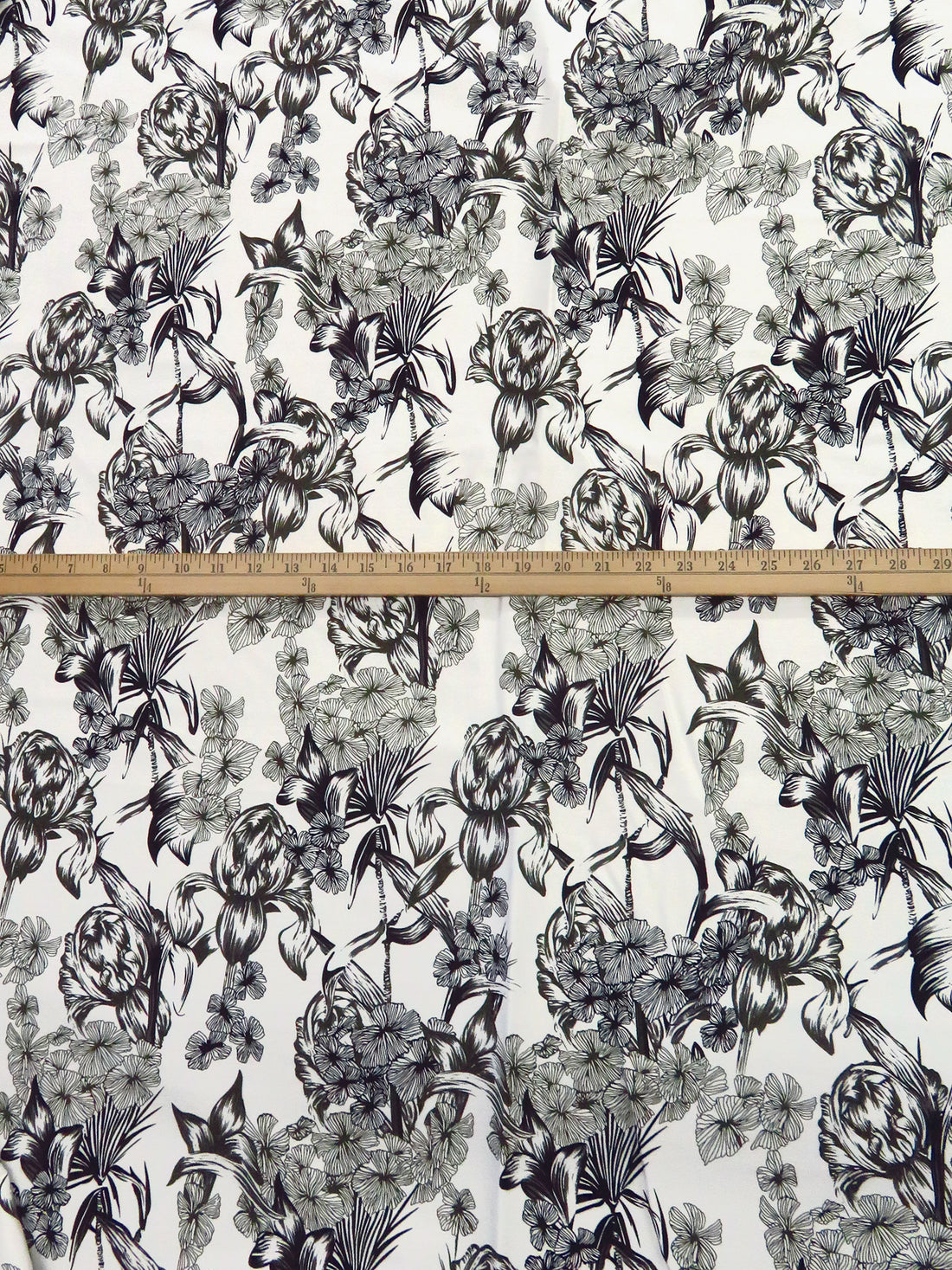 Off-White/Black/Muted Dark Olive/Multi Rayon/Nylon/Lycra Garden Floral Print Stretch Bengaline Suiting 57W