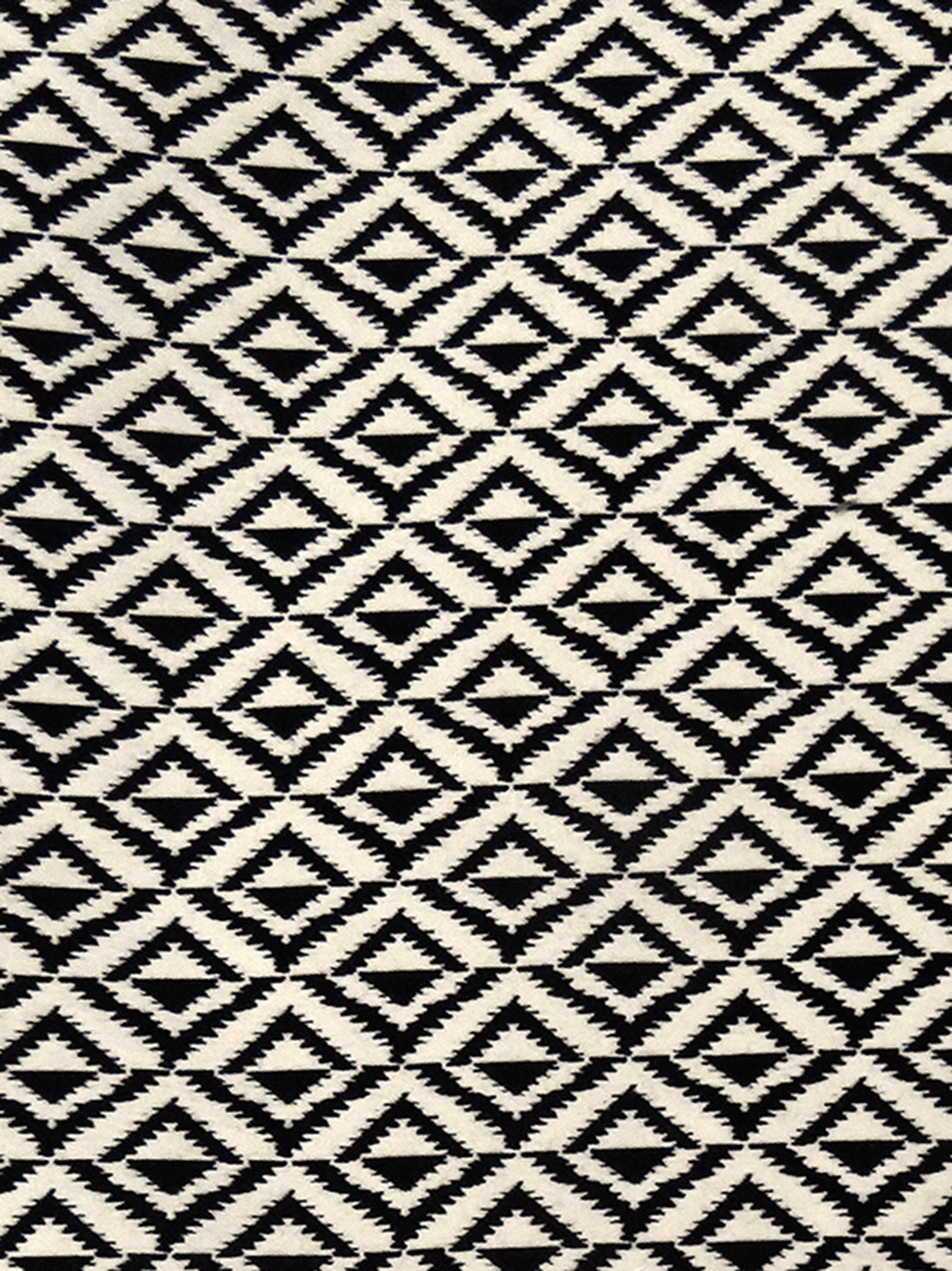 Black/Bisque Rayon/Nylon/Lycra Geometric Weave Jacquard Stretch Bengaline Suiting 60W