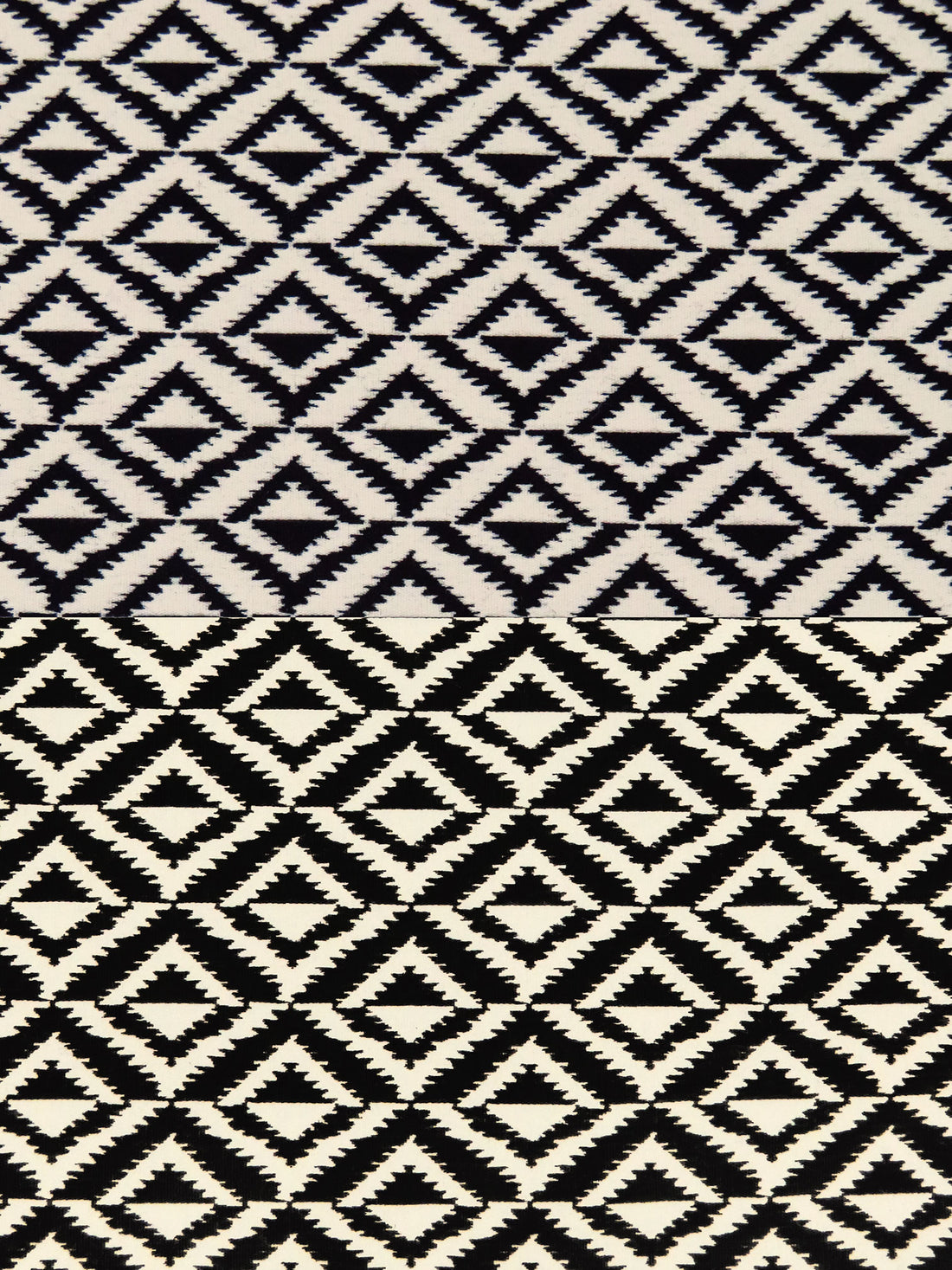 Black/Bisque Rayon/Nylon/Lycra Geometric Weave Jacquard Stretch Bengaline Suiting 60W