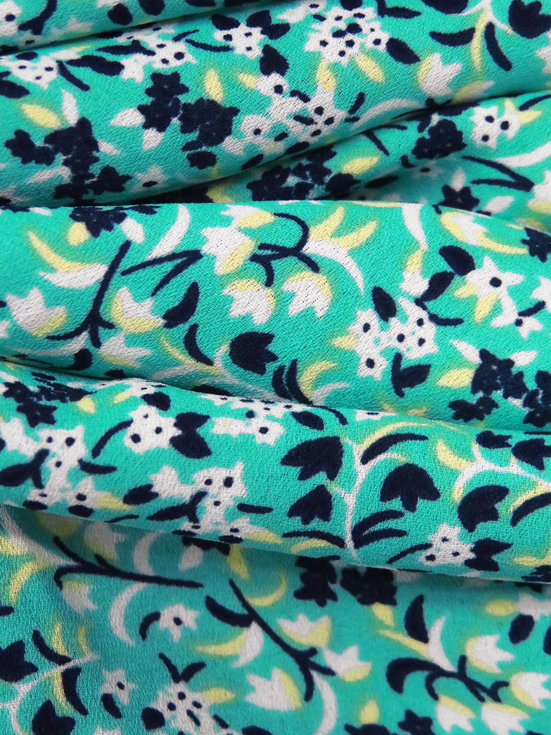 Turquoise/Dark Midnight Navy/White/Multi 100% Polyester Small Floral Print Crepe Blouse Weight Woven 58W
